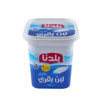 بلدنا لبن بقري طازج 1 كغ من فئة اللبن واللبنة